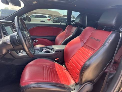 Used 2016 Dodge Challenger R/T Scat Pack RWD image 15