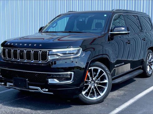 Used 2024 Jeep Wagoneer Series II w/ Convenience Group I AWD/4WD image 1