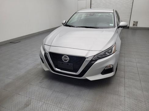 Used 2021 Nissan Altima 2.5 SV FWD image 15
