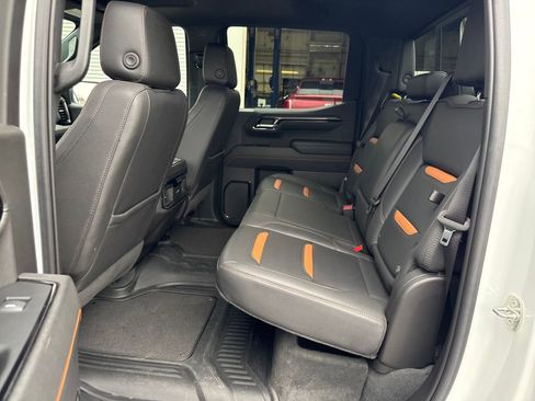 Used 2023 GMC Sierra 1500 AT4 w/ AT4 Preferred Package image 25