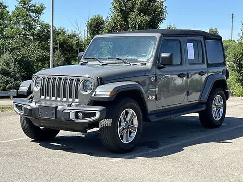 Used 2022 Jeep Wrangler Unlimited Sahara w/ LED Lighting Group AWD/4WD image 1