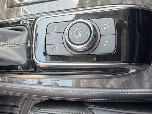 Used 2022 Nissan Armada Platinum w/ Captain's Chairs Package AWD/4WD image 25
