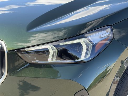 Certified 2025 BMW X1 xDrive28i w/ Technology Package image 6