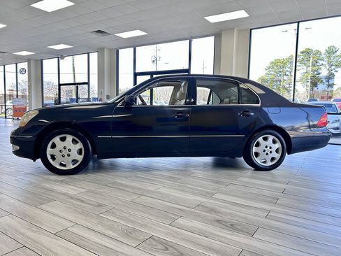 Used 2001 Lexus LS 430 image 4