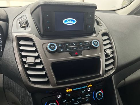 Used 2022 Ford Transit Connect XL FWD image 20