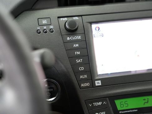 Used 2011 Toyota Prius Four w/ Solar Roof Pkg FWD image 22