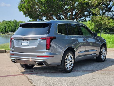 Used 2021 Cadillac XT6 Premium Luxury FWD image 5