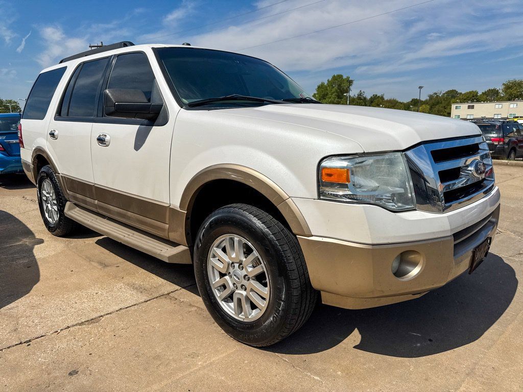 Used 2012 Ford Expedition XLT RWD image 2