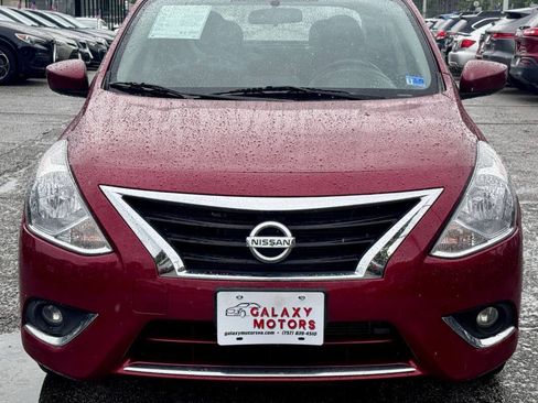 Used 2017 Nissan Versa SV w/ SV Special Edition Package FWD image 2