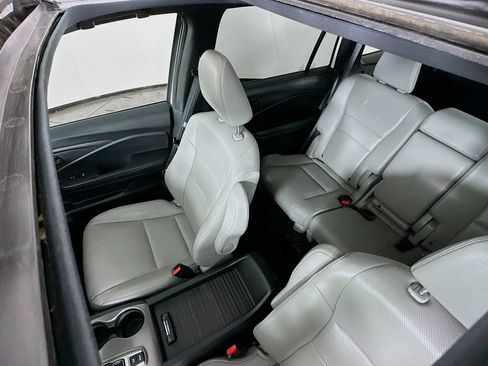 Used 2022 Honda Passport EX-L image 6