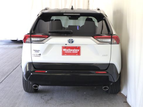 Used 2023 Toyota RAV4 XSE w/ Weather Package AWD/4WD image 28