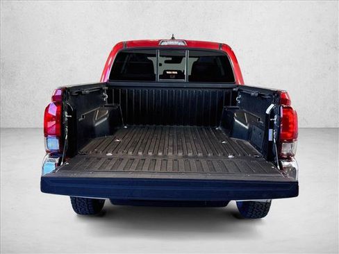 Used 2021 Toyota Tacoma SR5 RWD image 23