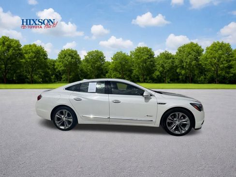 Used 2019 Buick LaCrosse Avenir image 6