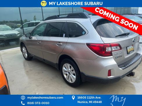 Used 2015 Subaru Outback 2.5i Premium AWD/4WD image 6