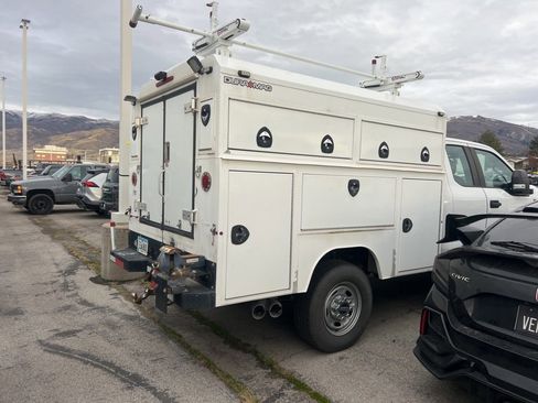 Used 2020 Ford F250 XL w/ Power Equipment Group image 8