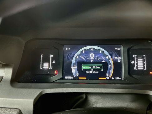 Used 2025 Toyota Tacoma SR w/ SR Upgrade Package RWD image 21