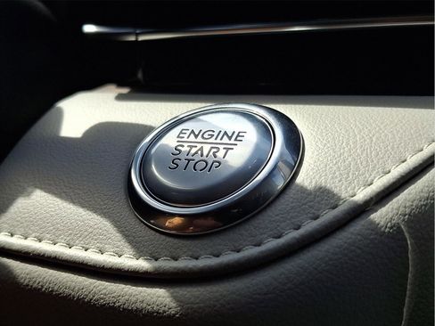 New 2026 Lincoln Nautilus Premier image 16