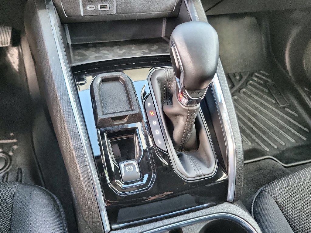 Used 2026 GMC Canyon Elevation RWD image 16