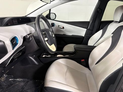 Used 2018 Toyota Prius Prime Premium w/ Carpet Mat Package FWD image 21
