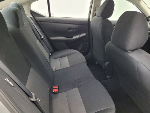 Used 2024 Nissan Sentra SV FWD image 19