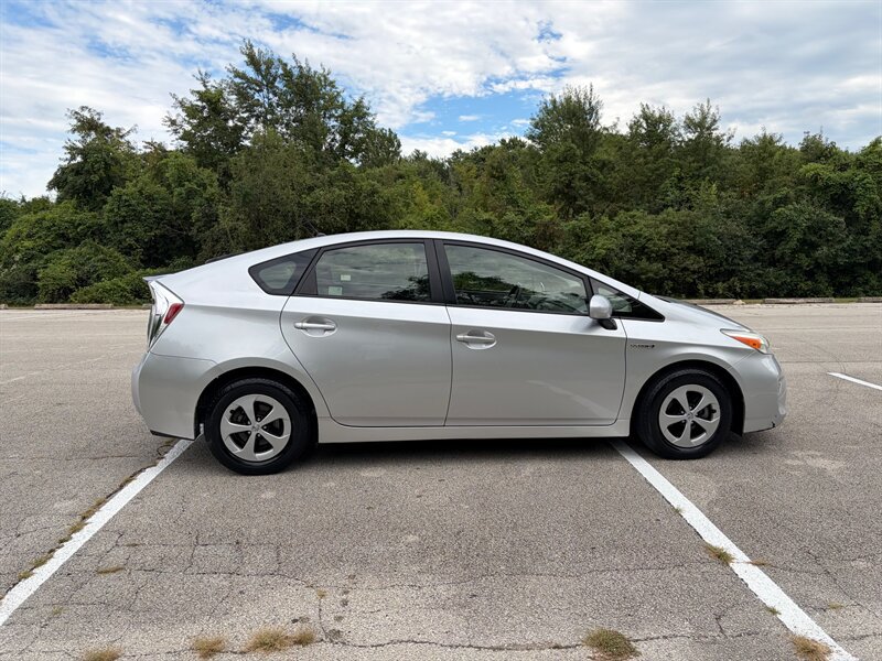 Used 2013 Toyota Prius Two FWD image 6