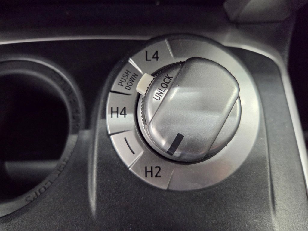 Used 2021 Toyota 4Runner SR5 AWD/4WD image 39