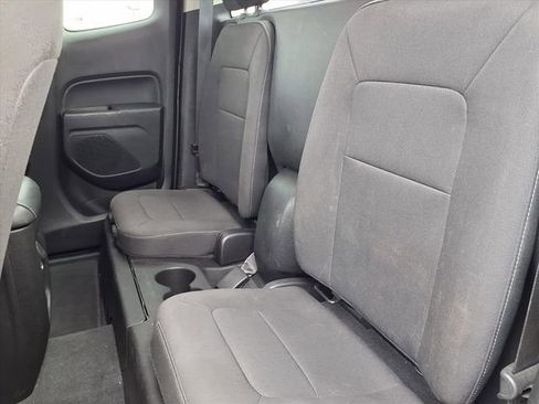 Used 2019 GMC Canyon SLE image 6