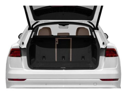 Used 2019 Audi Q8 Prestige image 11