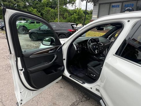Used 2018 BMW X3 xDrive30i w/ Driving Assistance Package AWD/4WD image 9