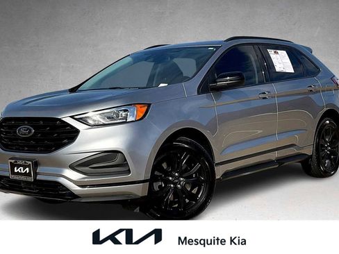 Used 2022 Ford Edge SE w/ Black Appearance Package image 1