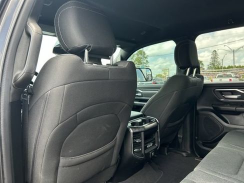 Used 2019 RAM 1500 Big Horn AWD/4WD image 18