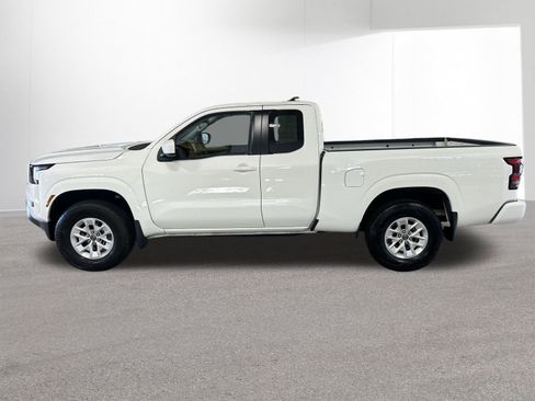 Certified 2024 Nissan Frontier SV w/ Technology Package AWD/4WD image 35