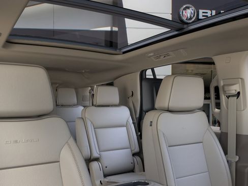 New 2026 GMC Yukon Denali image 24