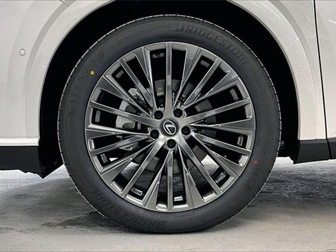 New 2026 Lexus RX 450h AWD image 12