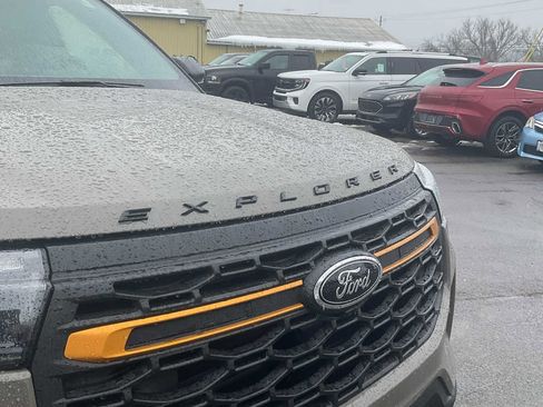 Used 2026 Ford Explorer Tremor w/ Tremor Ultimate Package image 9