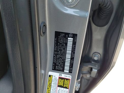 Used 2025 Toyota Camry SE FWD image 22