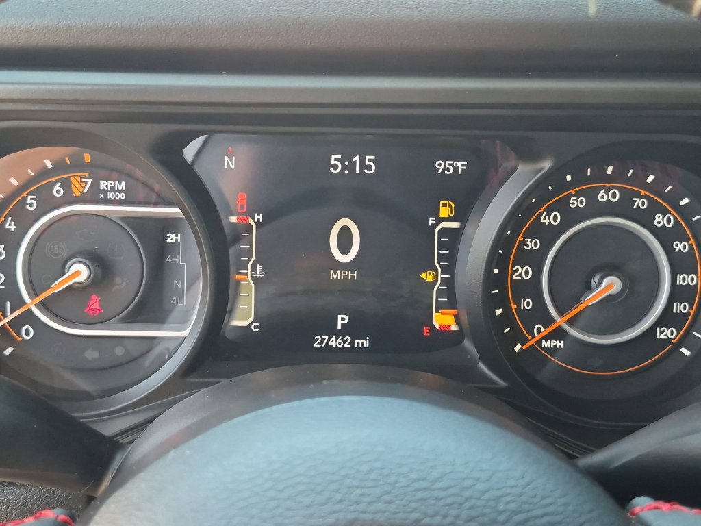 Used 2024 Jeep Gladiator Rubicon w/ Convenience Group AWD/4WD image 20