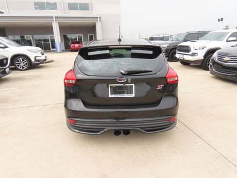 Used 2015 Ford Focus ST FWD image 13