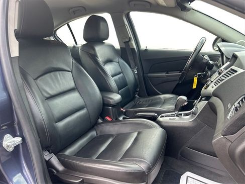 Used 2014 Chevrolet Cruze LT w/ Enhanced Safety Package FWD image 42