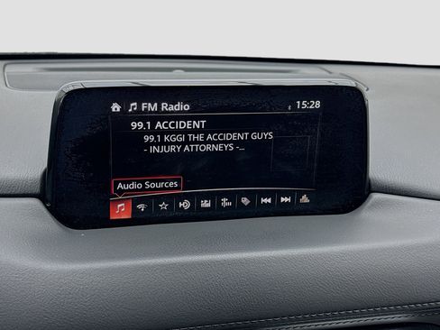 Used 2020 MAZDA CX-5 Touring image 11