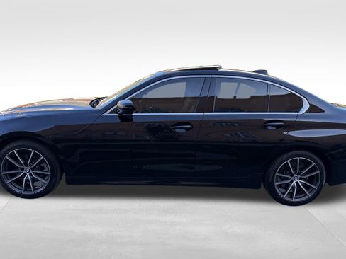 Used 2019 BMW 330i xDrive Sedan w/ Driving Assistance Package AWD/4WD image 10
