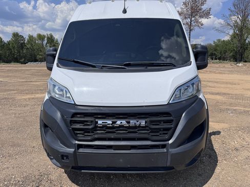 Used 2023 RAM ProMaster 2500 FWD image 2
