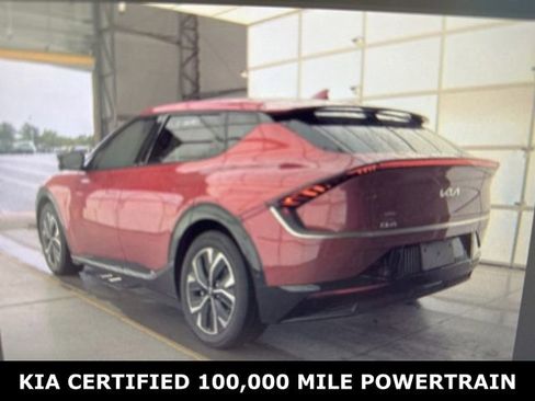 Certified 2022 Kia EV6 Wind w/ Wind Technology Package AWD/4WD image 3