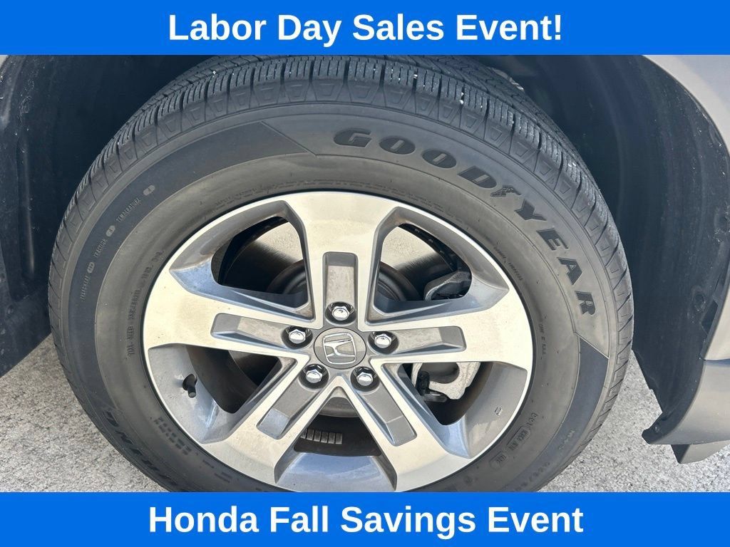 Used 2025 Honda Pilot EX-L image 4