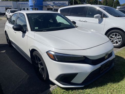 Used 2024 Honda Civic Sport image 1