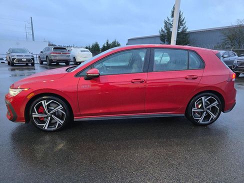 New 2026 Volkswagen GTI SE FWD image 6