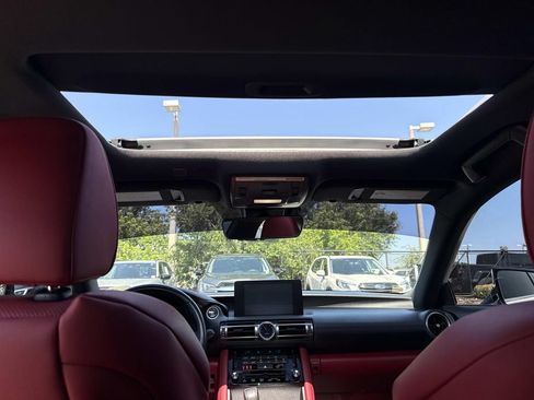 Used 2022 Lexus IS 350 F Sport RWD image 20