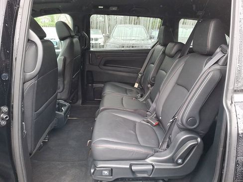 Used 2024 Honda Odyssey Sport image 6