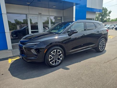Used 2023 Chevrolet Blazer RS w/ Driver Confidence II Package AWD/4WD image 7