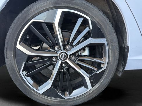 Certified 2024 Nissan Altima 2.5 SR w/ SR Premium Package AWD/4WD image 26